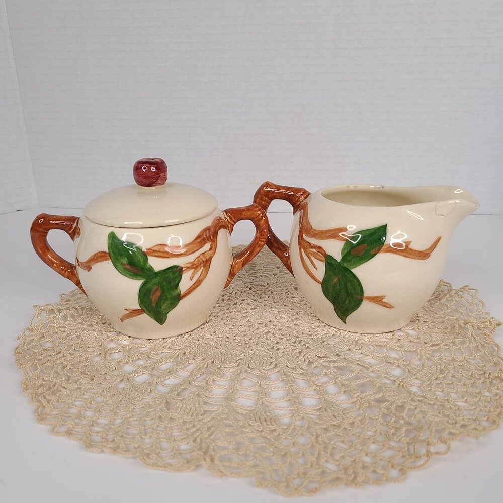 Vintage Franciscan Apple Sugar Bowl & Creamer Set - Picture 2 of 6